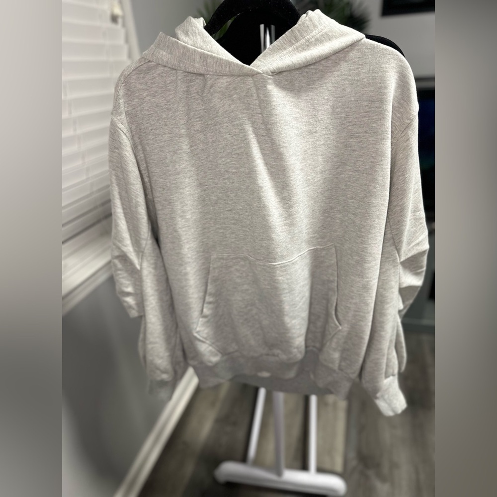 Aerie Gray Oversized Hoodie Sweatshirt Size M - Picture 2 of 6
